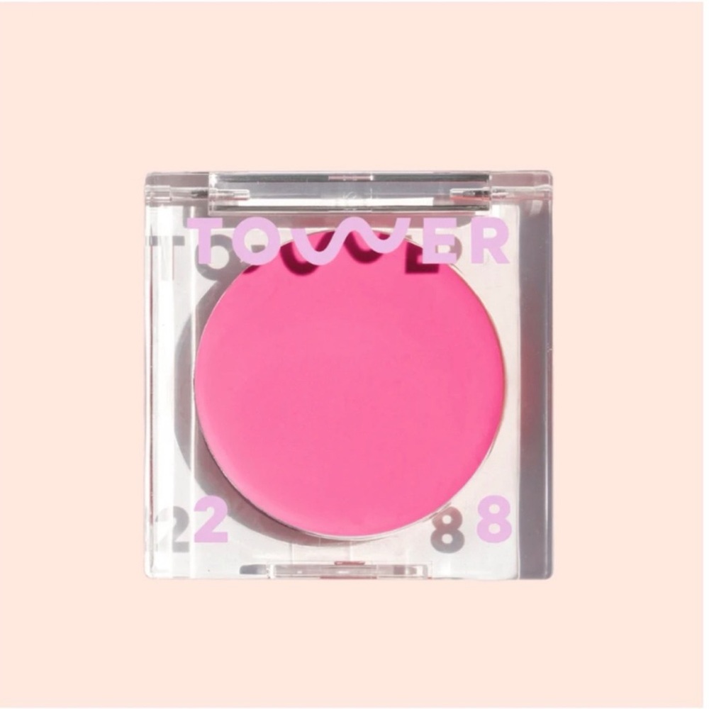 Tower 28 Dream Hour. BeachPlease. Cream blush